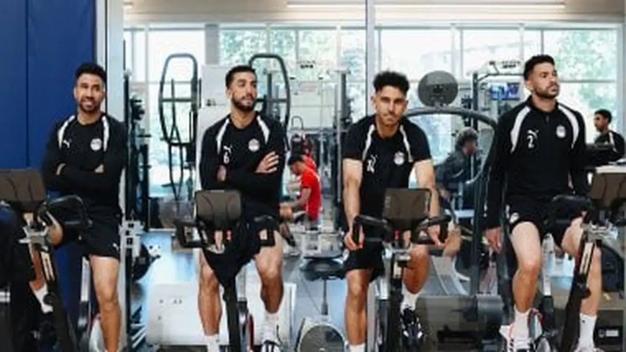 منتخب مصر يبدأ التحضيرات في الجيم قبل مواجهة نيوزيلندا في المونديال.